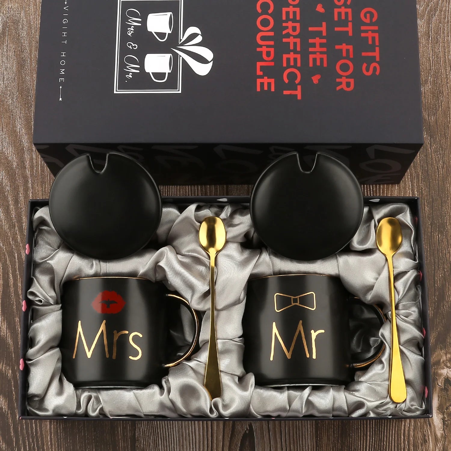 Mr and Mrs Coffee Mugs Creative Couples Black Ceramic Cups Wedding Gifts for Newlyweds Cup Set Perfect Gift-Set for Engagement