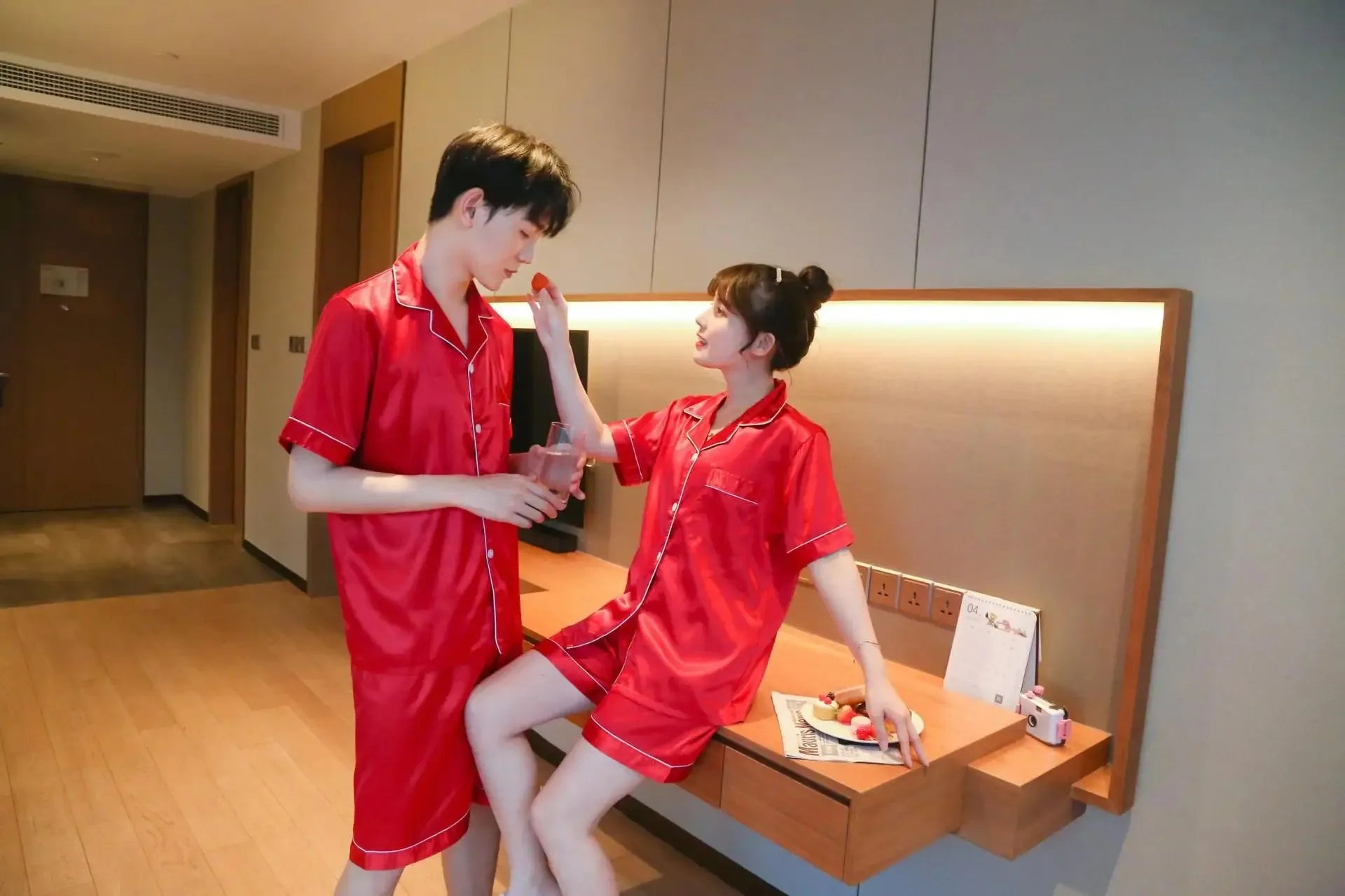 Solid Color Sleepwear Silk Satin Pajamas Couple Set Short-sleeved Pyjamas Suit Pijama Women Men Loungewear Plus Size Pj Set