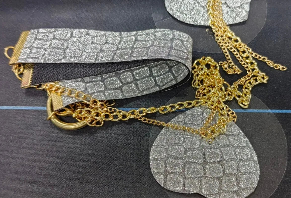 Sexy Metal Chain Linked Nipple Cover With Choker Nipple Pasties Reusable Women Bondage Choker Collar Body Chain Sex Games Toys