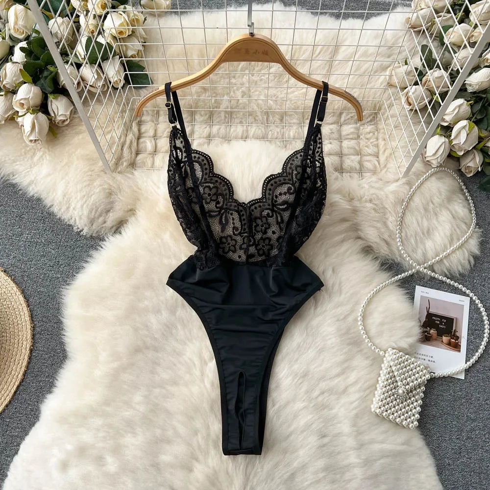 Female Sleevless Halter Playsuits Lace Sheer Open Crotch Lingerie Rompers Women Erotic Hollow Out Sexy Bodysuits Bow Jumpsuit
