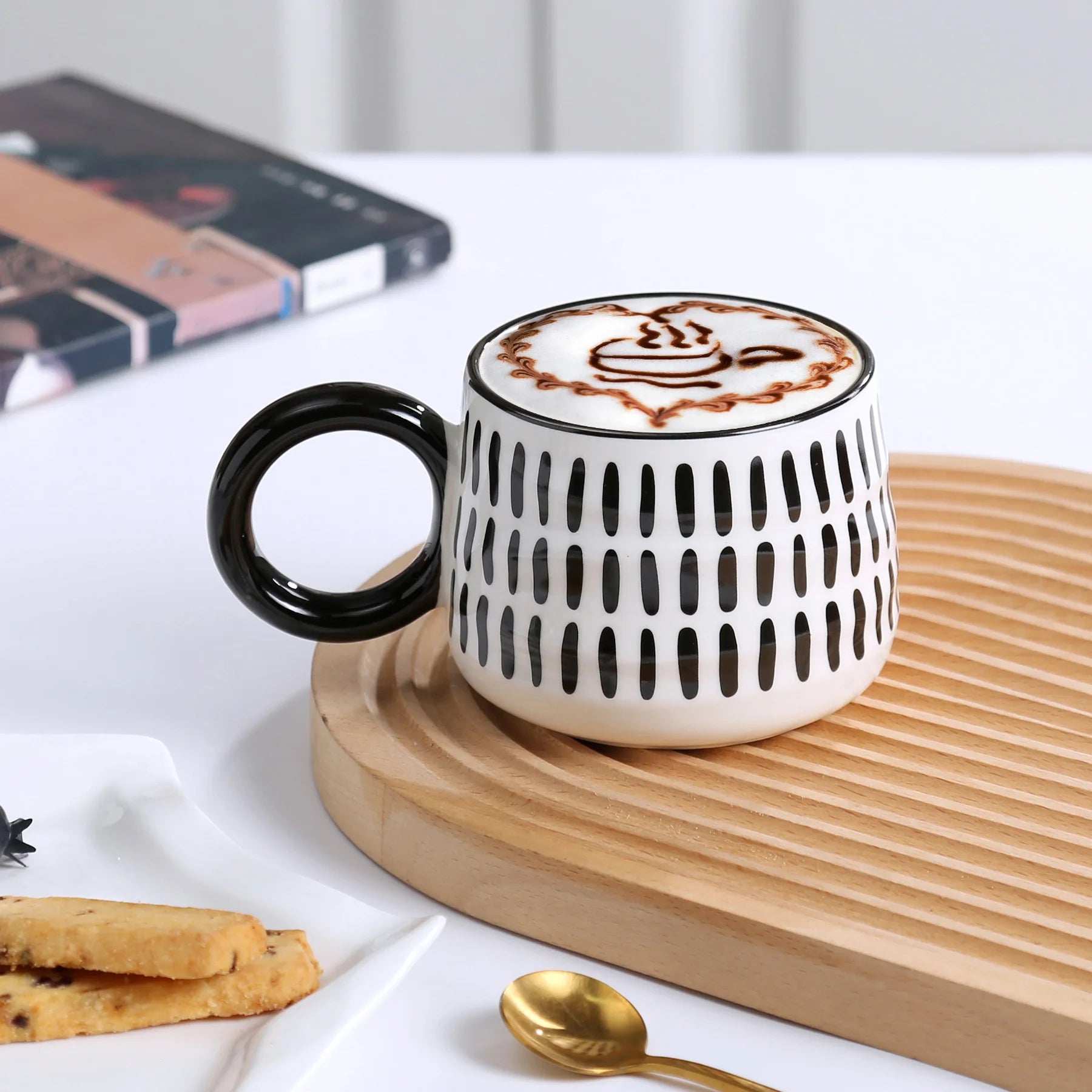 Creative Ceramic Coffee Mug Black White Couple Mug Home Chessboard Latte Latte Coffee Cup Simple Afternoon Tea Supplies New Gift