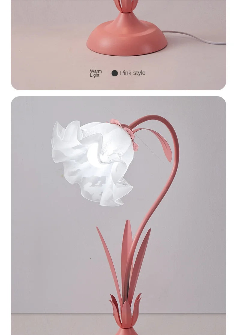 Romantic Flower LED Desk Lamp, Lace Petal Bedside Lamp, Adjustable Light, Suitable for Aesthetic Decoration in Girls' Bedrooms