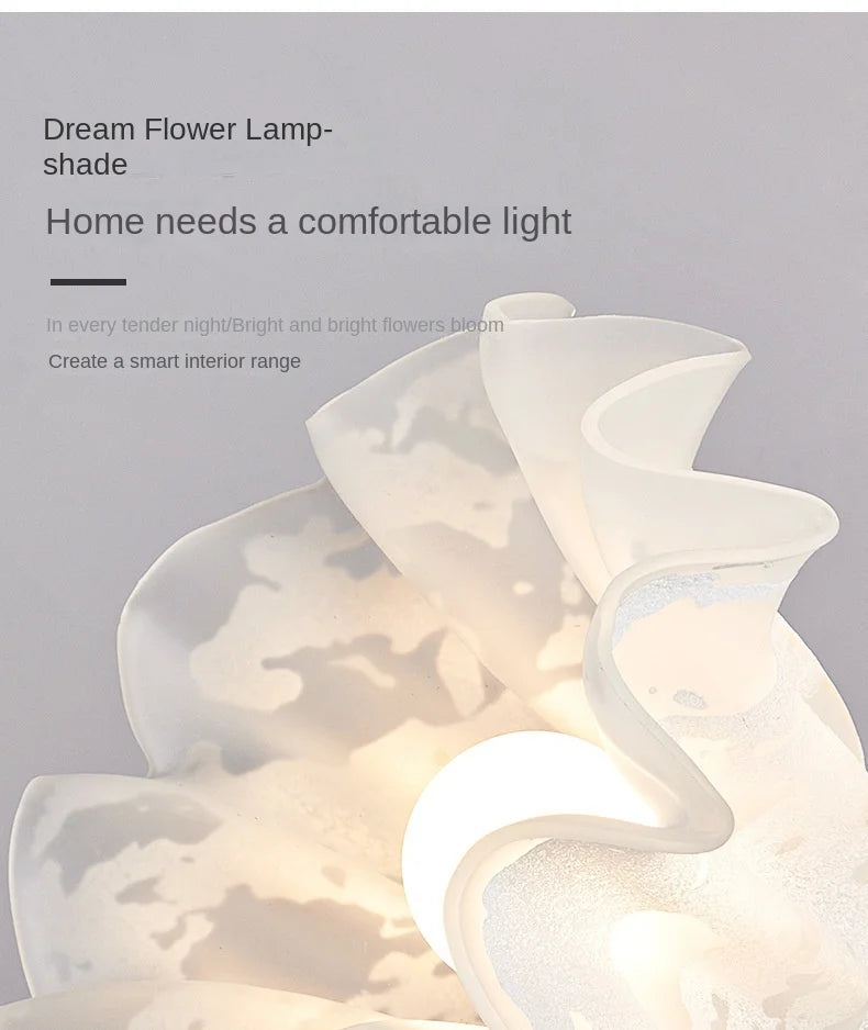 Romantic Flower LED Desk Lamp, Lace Petal Bedside Lamp, Adjustable Light, Suitable for Aesthetic Decoration in Girls' Bedrooms